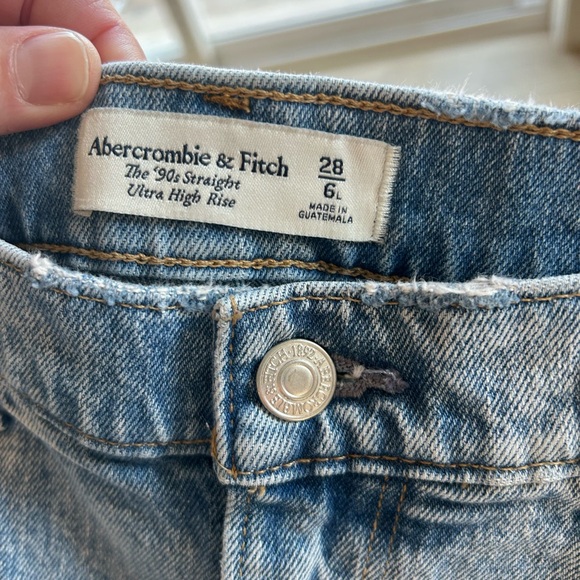 Abercrombie & Fitch 90’s Ultra High Rise Straight Leg Slit Jeans 28/6L - Picture 4 of 8